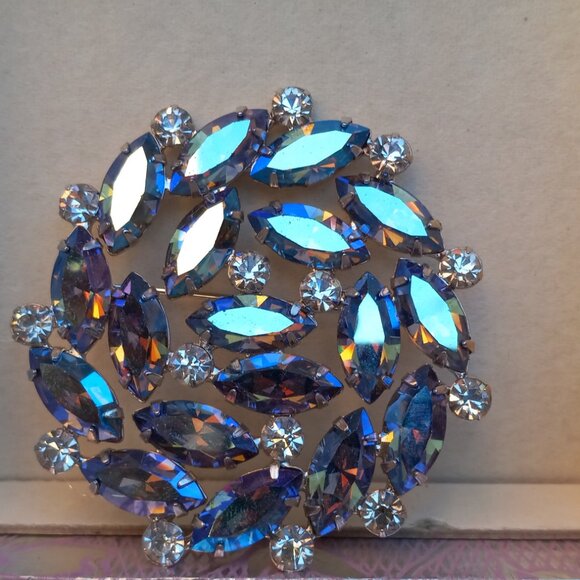 B. David Earrings & Brooch Set Aurora Borealis + Original Box - Picture 5 of 16